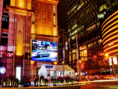 ماذا يجب أن تفعل عندما يتسرب الماء من داخل شاشات LED